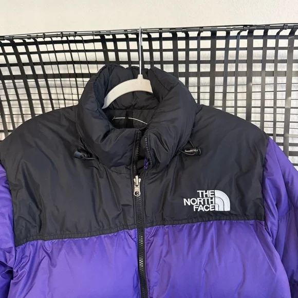 The North Face 1996 Retro Nuptse Jacket in Peak Purple - Picture 4 of 7